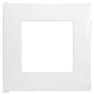 Одноместная рамка Legrand Etika белая 672501