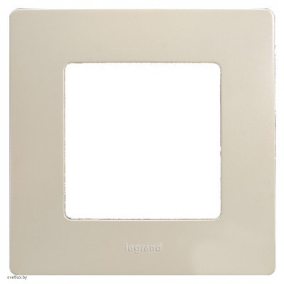 Одноместная рамка Legrand Etika слоновая кость 672511